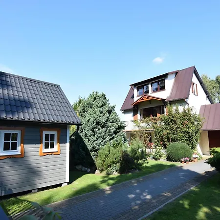 Comfortable With A Private Garden Дом отдыха *